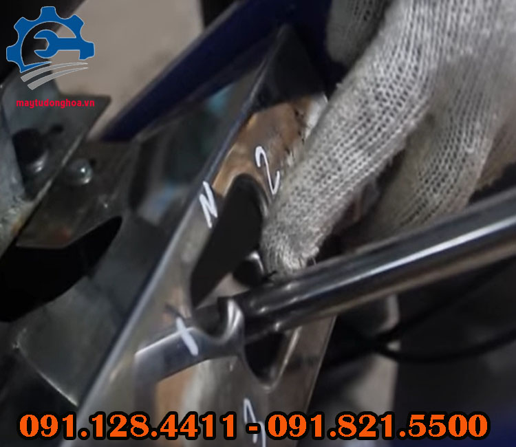 Máy cắt cỏ năng suất cao, máy cắt cỏ voi, thân cây bắp giá rẻ Máy cắt cỏ voi