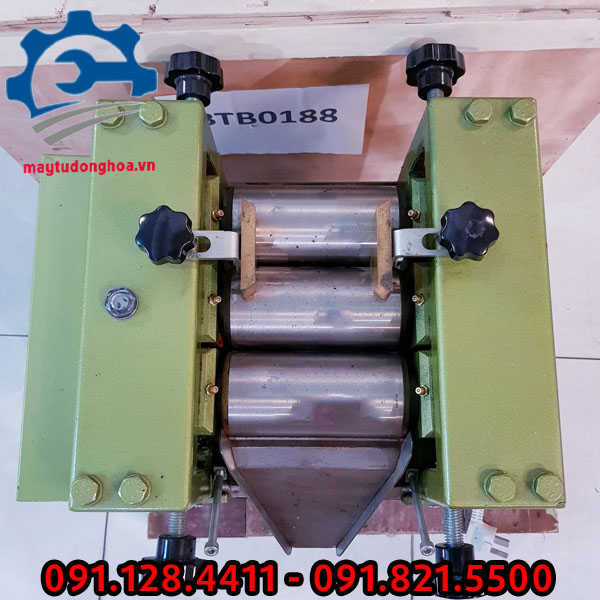 máy cán son máy cán son