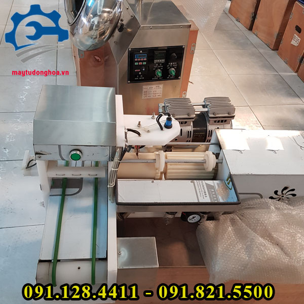 Máy xiên thịt tự động Máy xiên thịt tự động