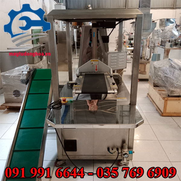 Máy làm mặt nạ giá rẻ